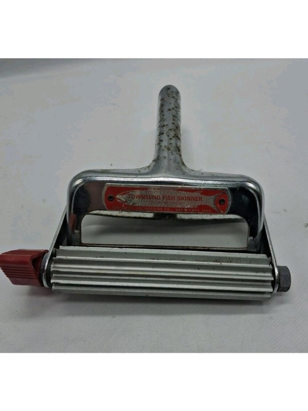 Vintage Metal Townsend Fish Skinner ~ Townsend Engineering Co. Des Moines Iowa